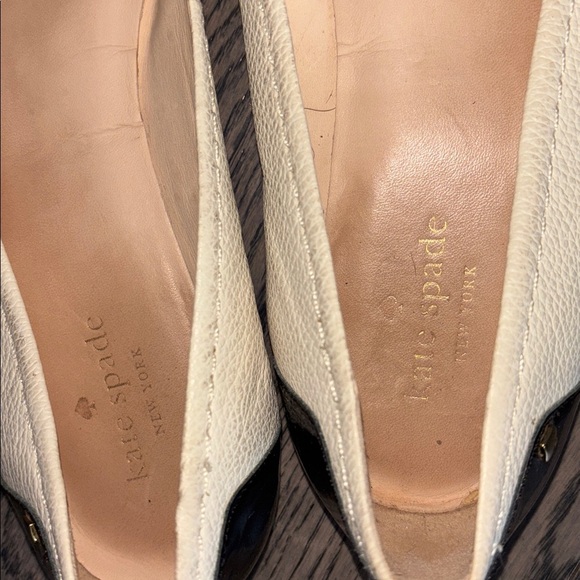 Kate Spade White and Gold Flats - Picture 4 of 13